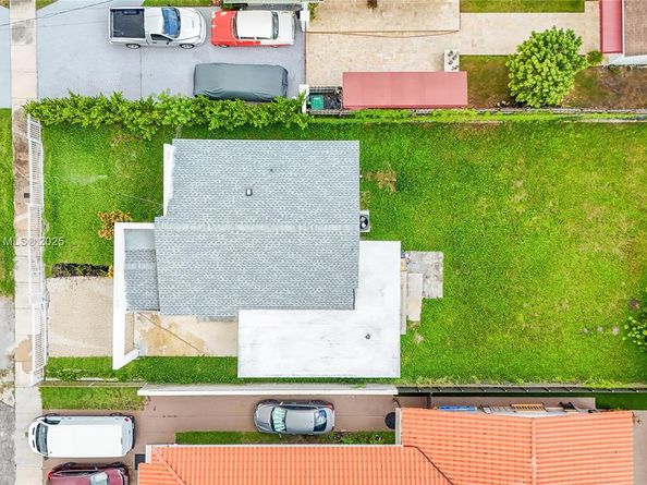 5658 SW 1st St, Miami FL 33134