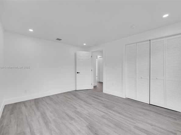 5658 SW 1st St, Miami FL 33134