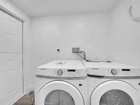 5658 SW 1st St, Miami FL 33134