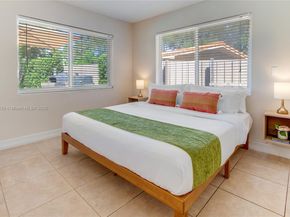 5625 Monroe St, Hollywood FL 33023
