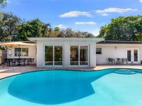 5625 Monroe St, Hollywood FL 33023
