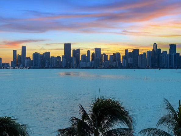 5242 Fisher Island Dr 5242, Miami Beach FL 33109