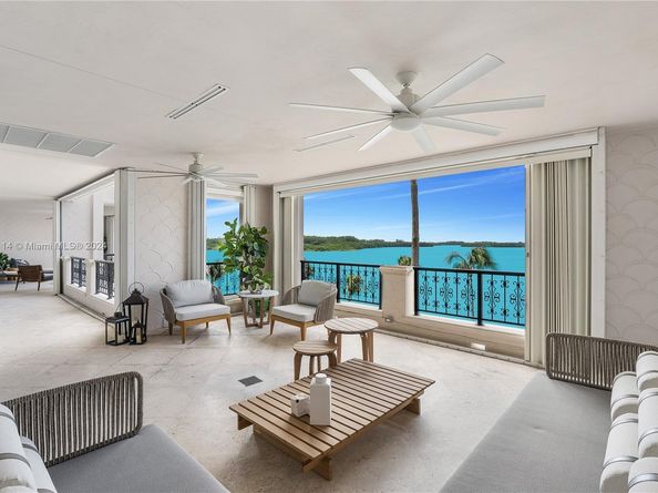 5242 Fisher Island Dr 5242, Miami Beach FL 33109