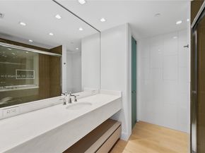 5242 Fisher Island Dr 5242, Miami Beach FL 33109