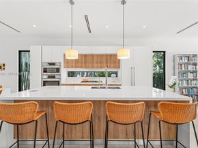 2955 Shipping Ave 2955, Miami FL 33133