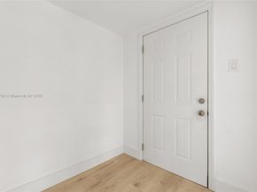 2385 SW 17th St, Miami FL 33145