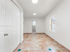 2385 SW 17th St, Miami FL 33145
