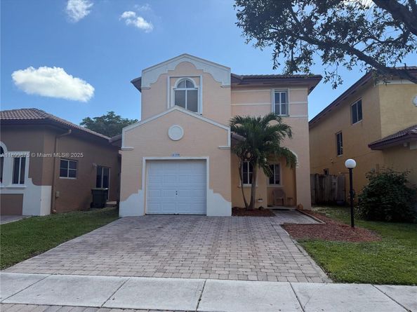 4108 NE 11th Dr, Homestead FL 33033
