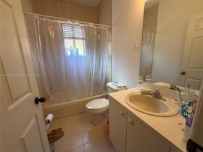 4108 NE 11th Dr, Homestead FL 33033