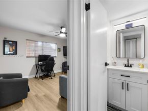 6100 S Falls Cir Dr 101, Lauderhill FL 33319