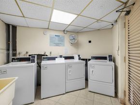 6100 S Falls Cir Dr 101, Lauderhill FL 33319