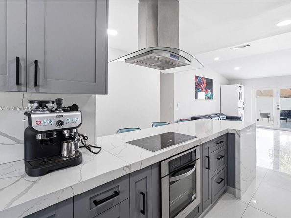 13765 SW 54th Ln, Miami FL 33175