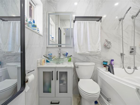 13765 SW 54th Ln, Miami FL 33175