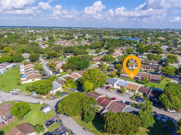 13765 SW 54th Ln, Miami FL 33175