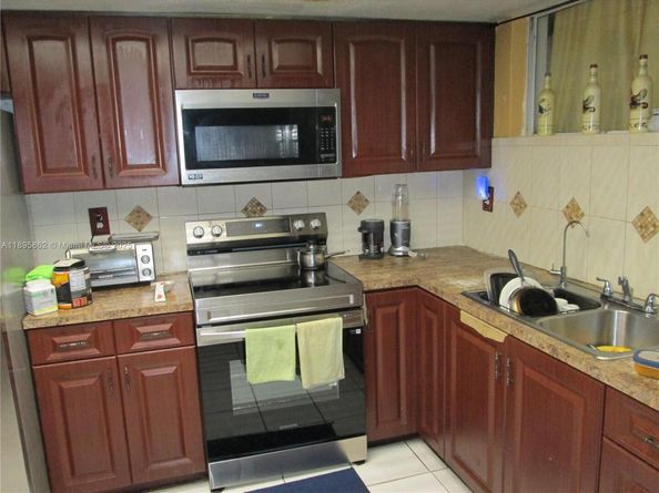 3346 NW 23rd Ct, Lauderdale Lakes FL 33311
