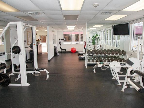 19201 Collins Ave 924, Sunny Isles Beach FL 33160