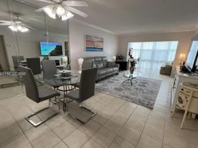 19201 Collins Ave 924, Sunny Isles Beach FL 33160