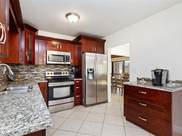 Undisclosed Address #A11864161, Tamarac FL 33319