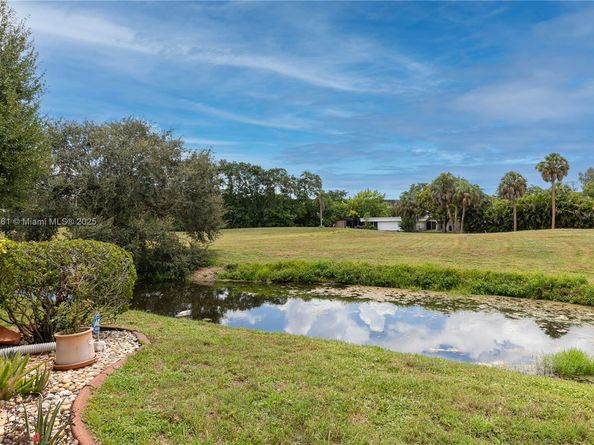 Undisclosed Address #A11864161, Tamarac FL 33319