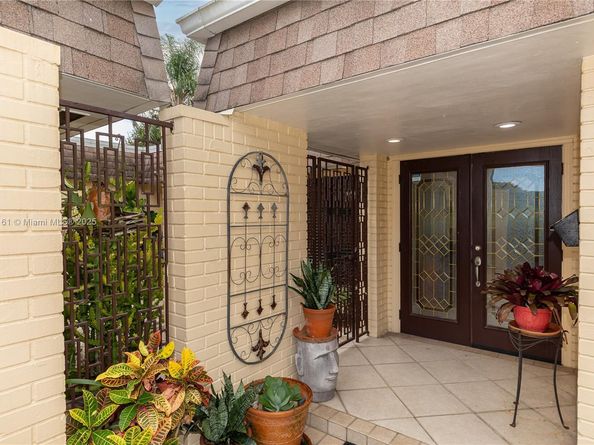 Undisclosed Address #A11864161, Tamarac FL 33319