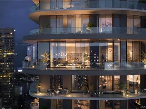 99 SW 7th St PH3901, Miami FL 33131