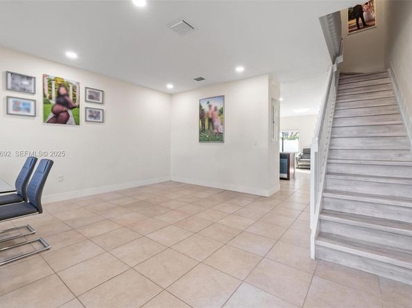 3272 W 92nd Pl, Hialeah FL 33018