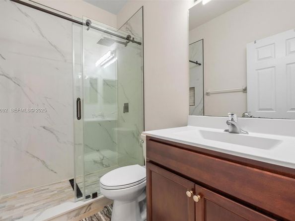 3272 W 92nd Pl, Hialeah FL 33018