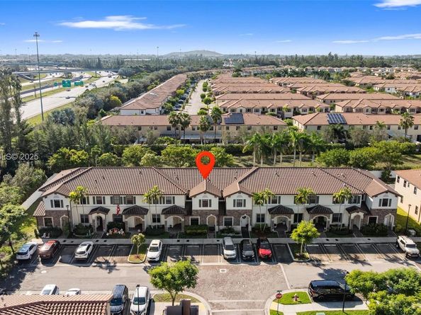 3272 W 92nd Pl, Hialeah FL 33018