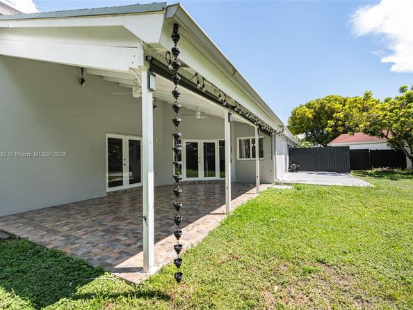 11518 SW 174th St, Miami FL 33157