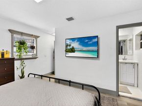 6551 Sherman St, Hollywood FL 33024