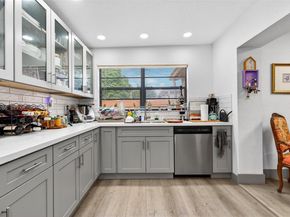 6551 Sherman St, Hollywood FL 33024