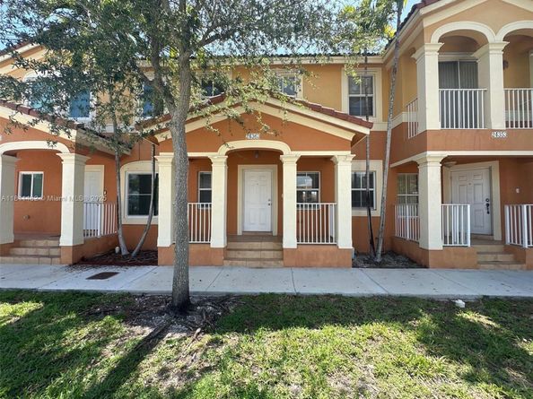 24363 SW 109th Ave, Homestead FL 33032