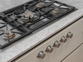 1045 W 47th Ct, Miami Beach FL 33140