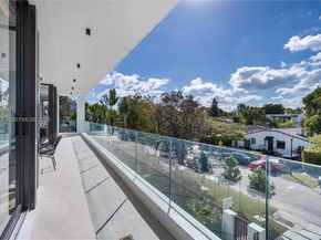 1045 W 47th Ct, Miami Beach FL 33140