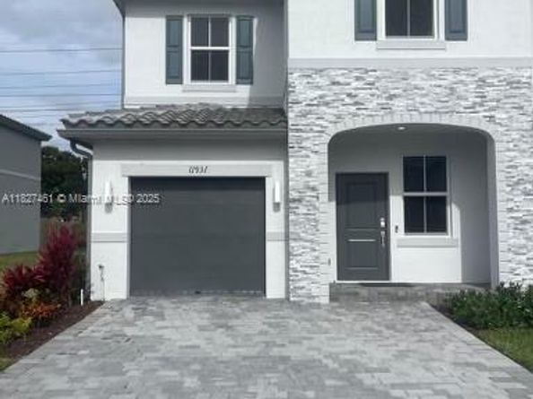 11931 NW 47th Mnr, Coral Springs FL 33076