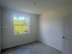 11931 NW 47th Mnr, Coral Springs FL 33076