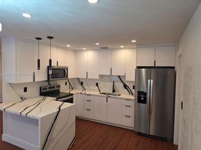 2520 NW 108th St, Miami FL 33167