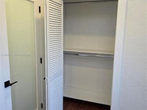 2520 NW 108th St, Miami FL 33167