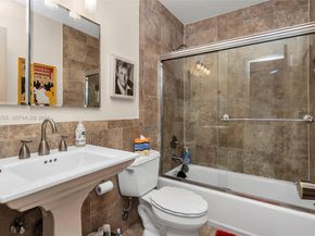 2132 NE 171st St, North Miami Beach FL 33162
