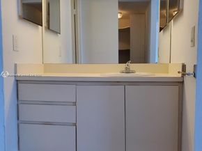 1345 West Ave 702, Miami Beach FL 33139