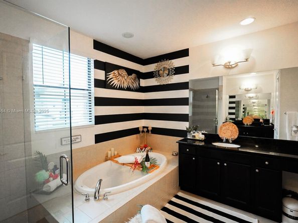 2954 NW 124th Way, Sunrise FL 33323