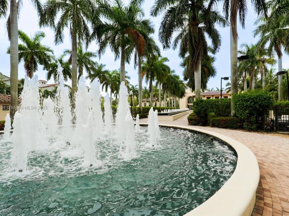 2954 NW 124th Way, Sunrise FL 33323