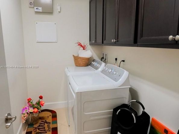 2954 NW 124th Way, Sunrise FL 33323