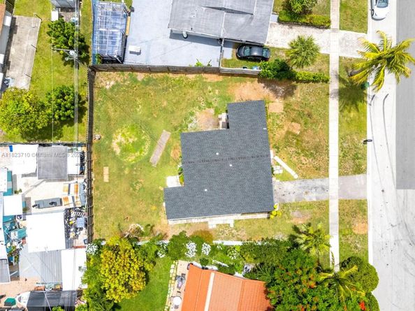 6117 NW 9th St, Margate FL 33063
