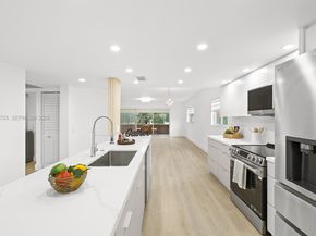 13105 SW 16th Ct 314L, Pembroke Pines FL 33027