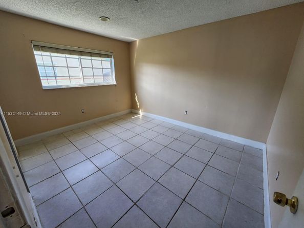 10551 Sunset Strip, Sunrise FL 33322