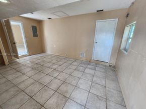 10551 Sunset Strip, Sunrise FL 33322