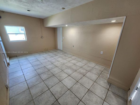 10551 Sunset Strip, Sunrise FL 33322
