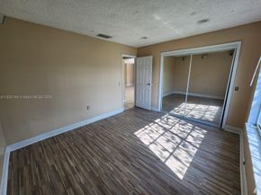 10551 Sunset Strip, Sunrise FL 33322