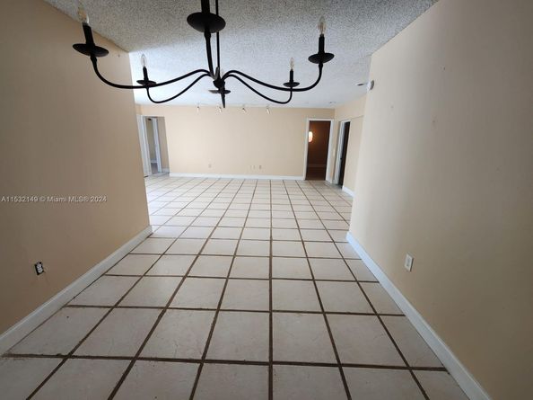 10551 Sunset Strip, Sunrise FL 33322